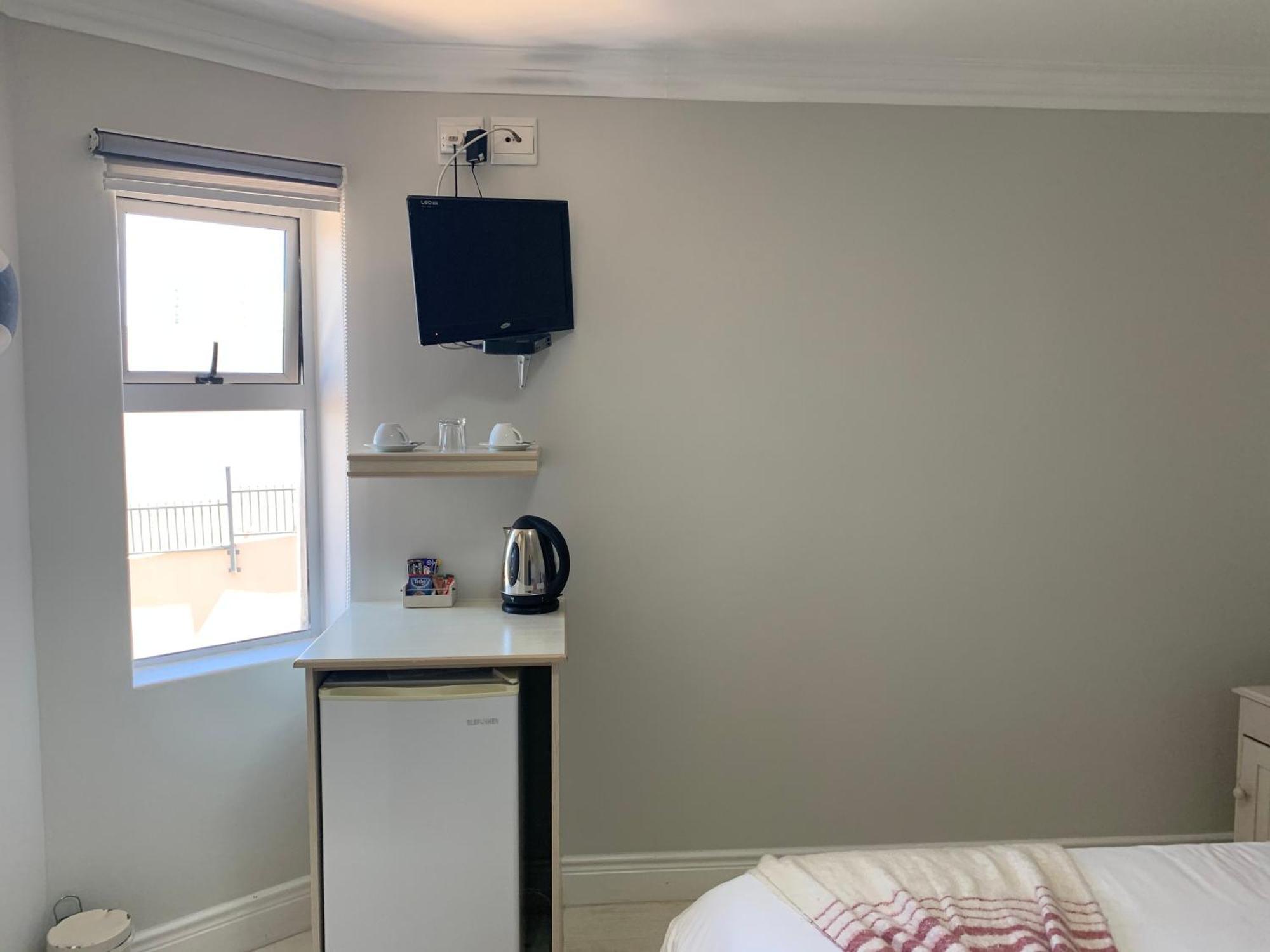Oceansnest Guest House Bloubergstrand Buitenkant foto