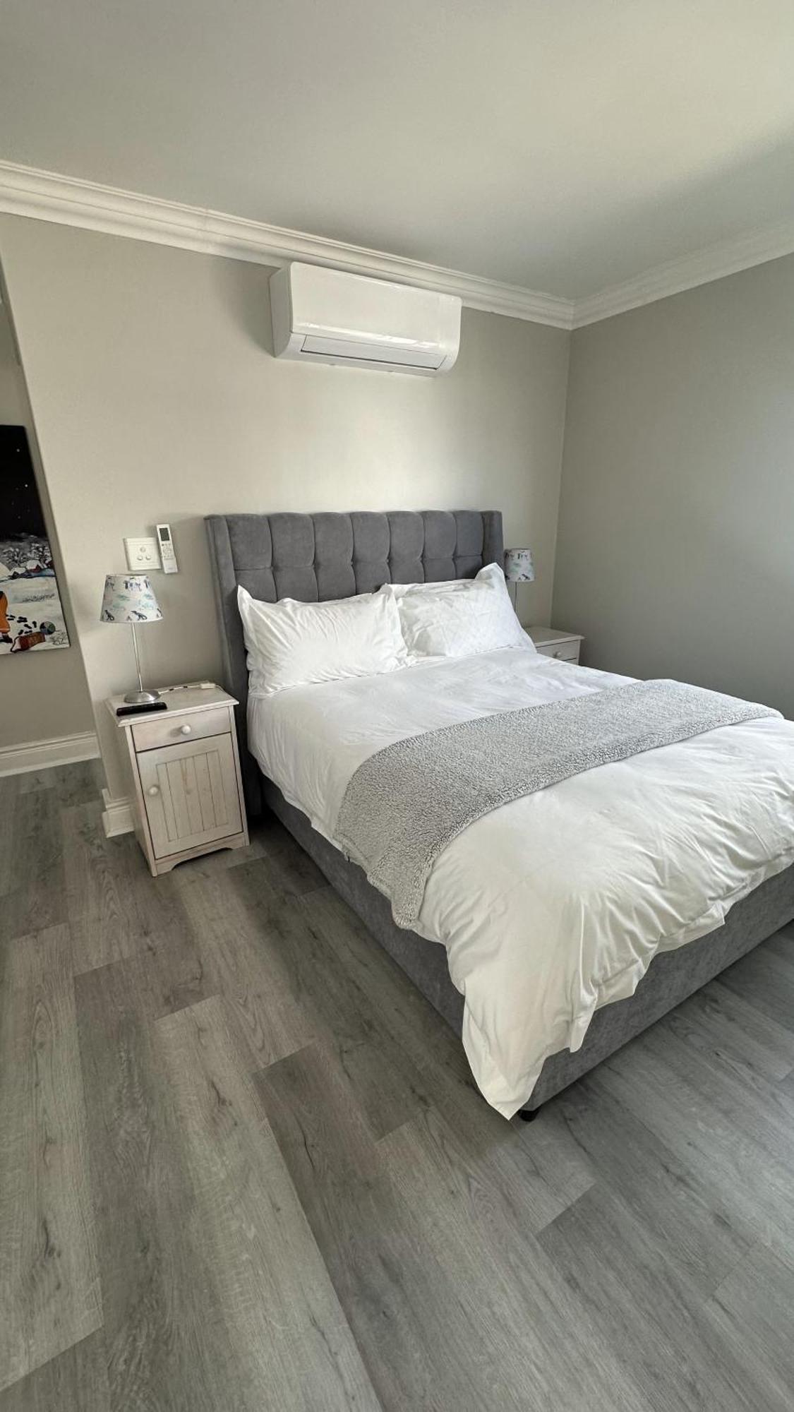 Oceansnest Guest House Bloubergstrand Buitenkant foto
