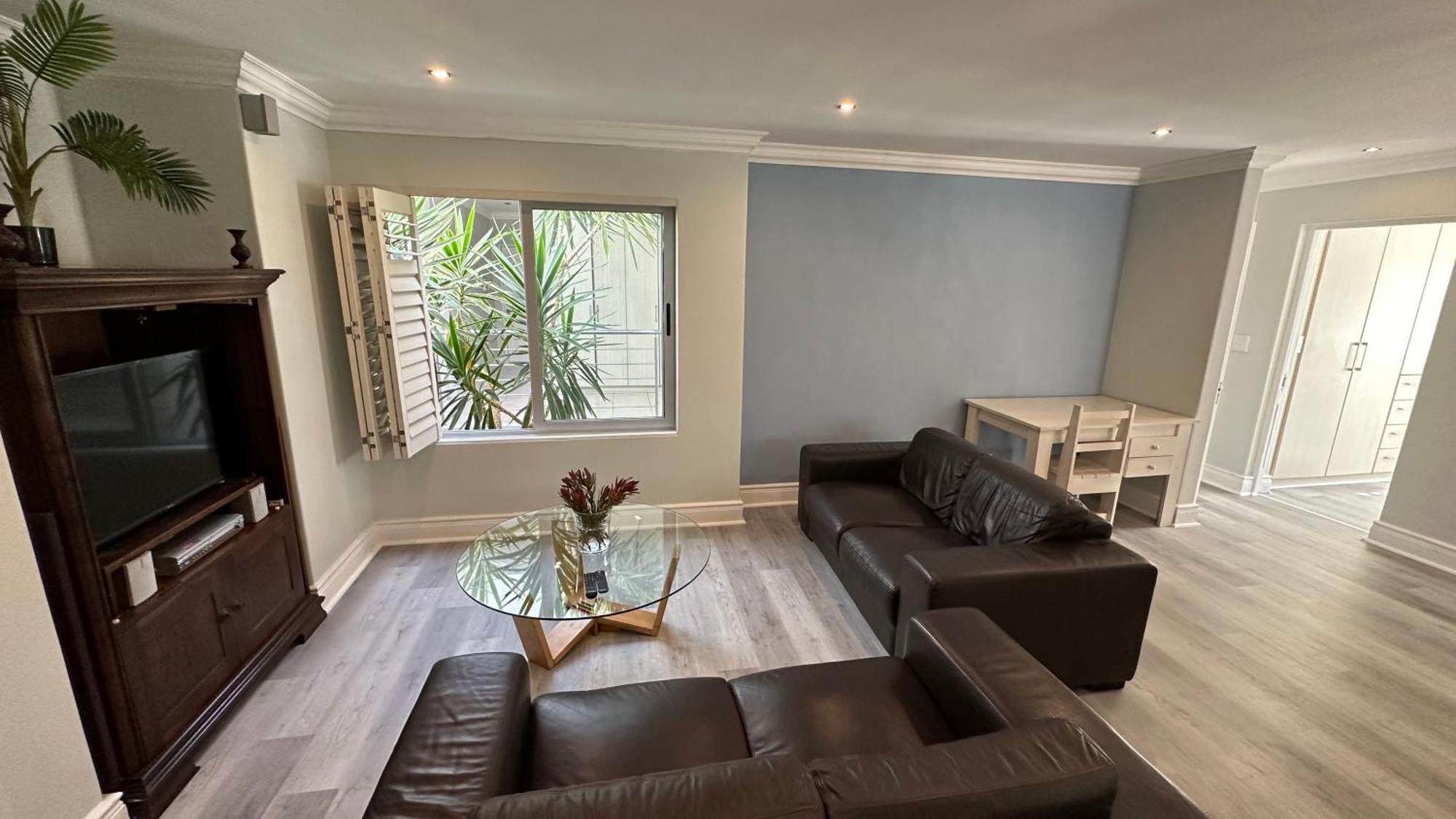 Oceansnest Guest House Bloubergstrand Buitenkant foto